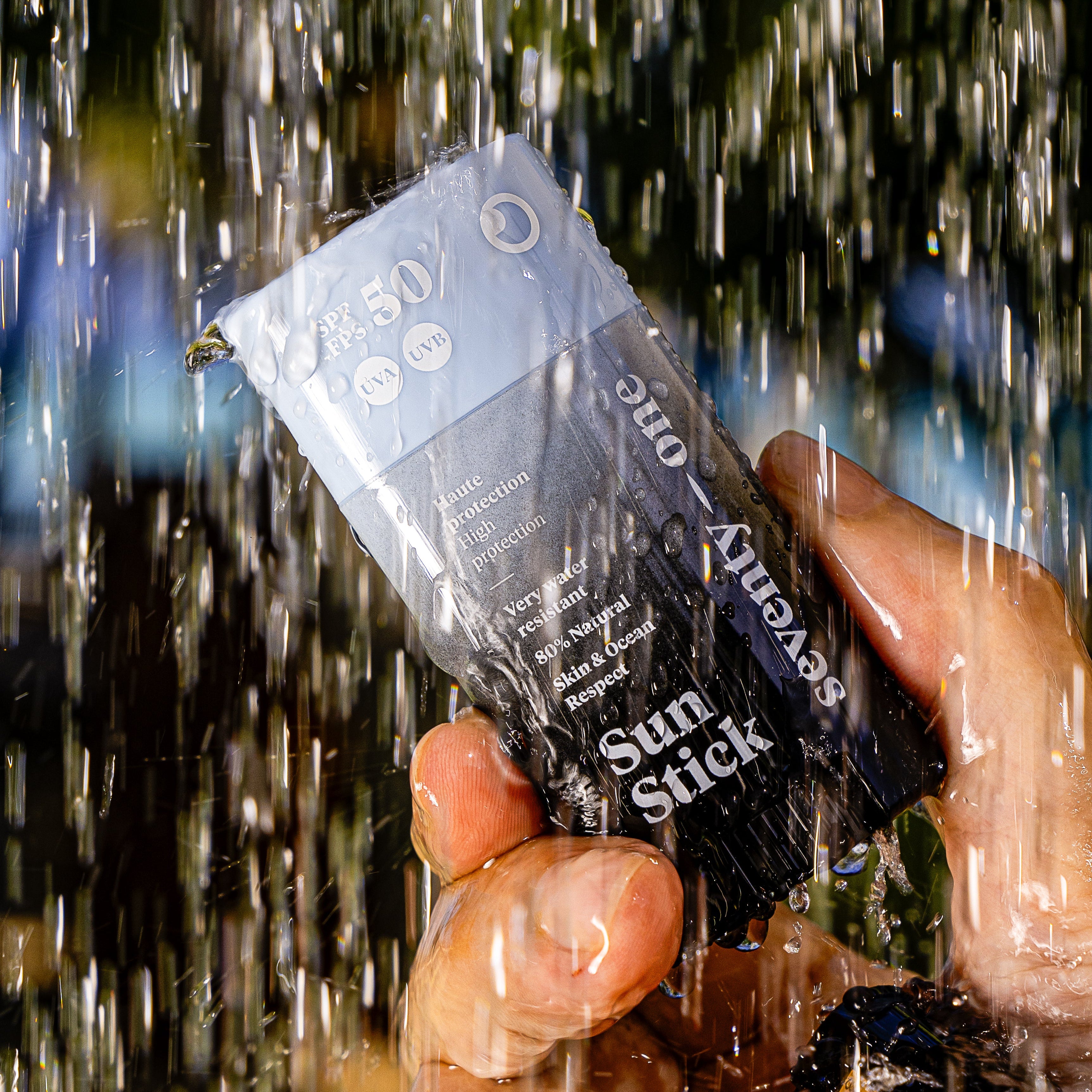 The Invisible SPF50 : le stick solaire invisible pour toutes vos aventures