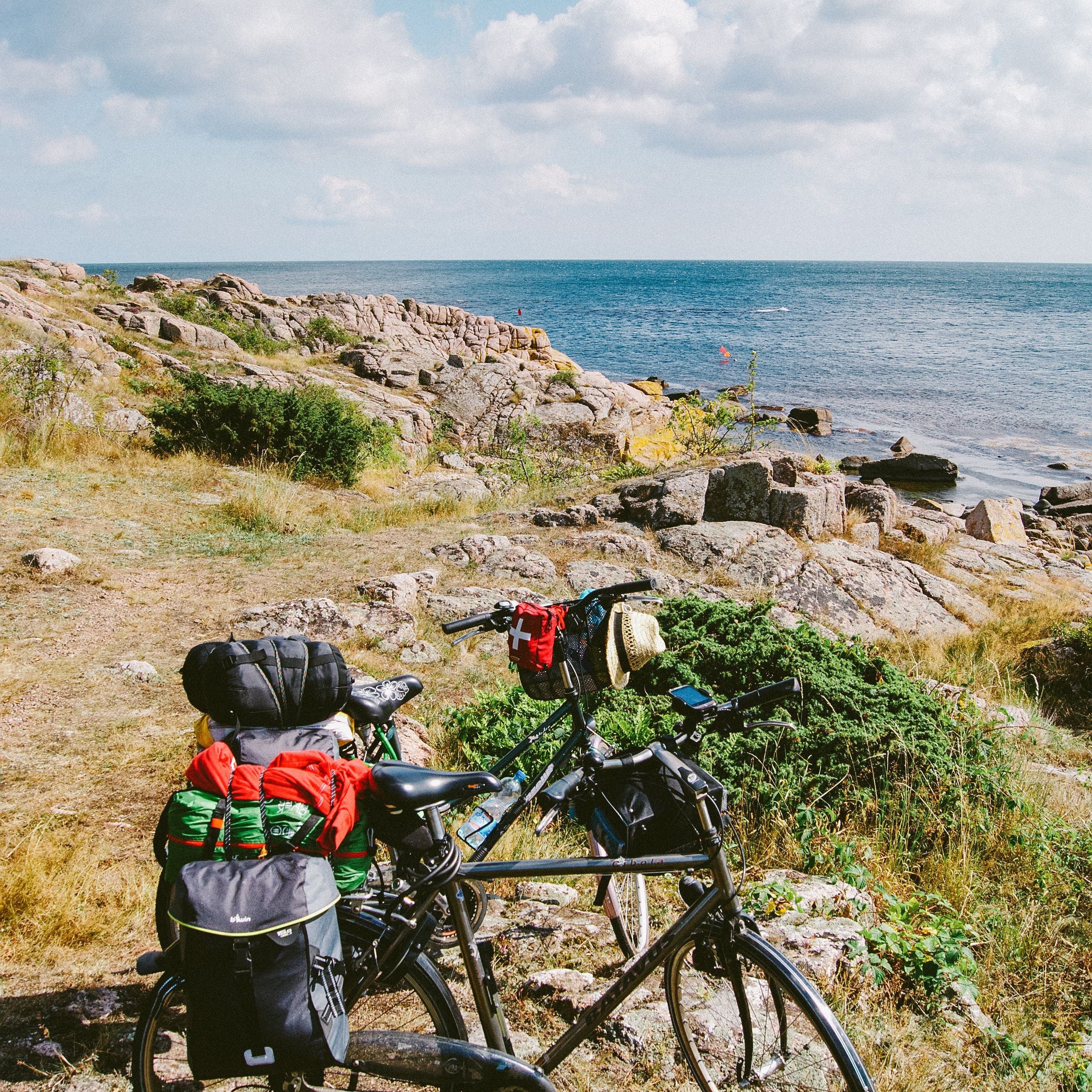 Crème solaire vélo : protéger sa peau du soleil à chaque sortie